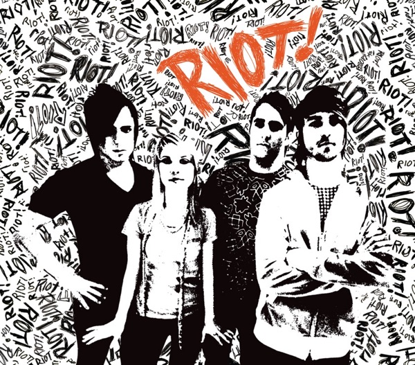 Paramore – Riot! Bonus Track Version [iTunes Plus M4A].jpg